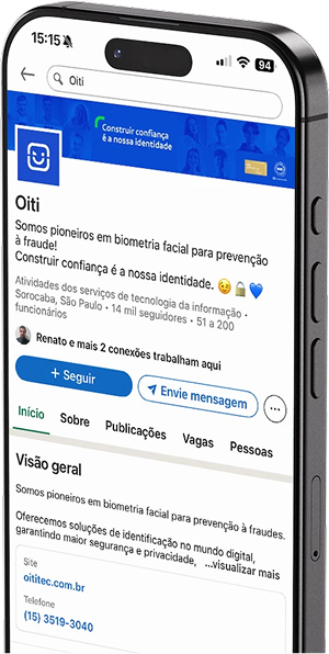 Telefone com linkedin da Oiti aberto na tela